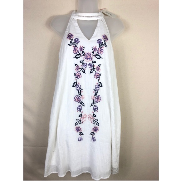 Francesca's Collections Dresses & Skirts - Francescas white flowered dress